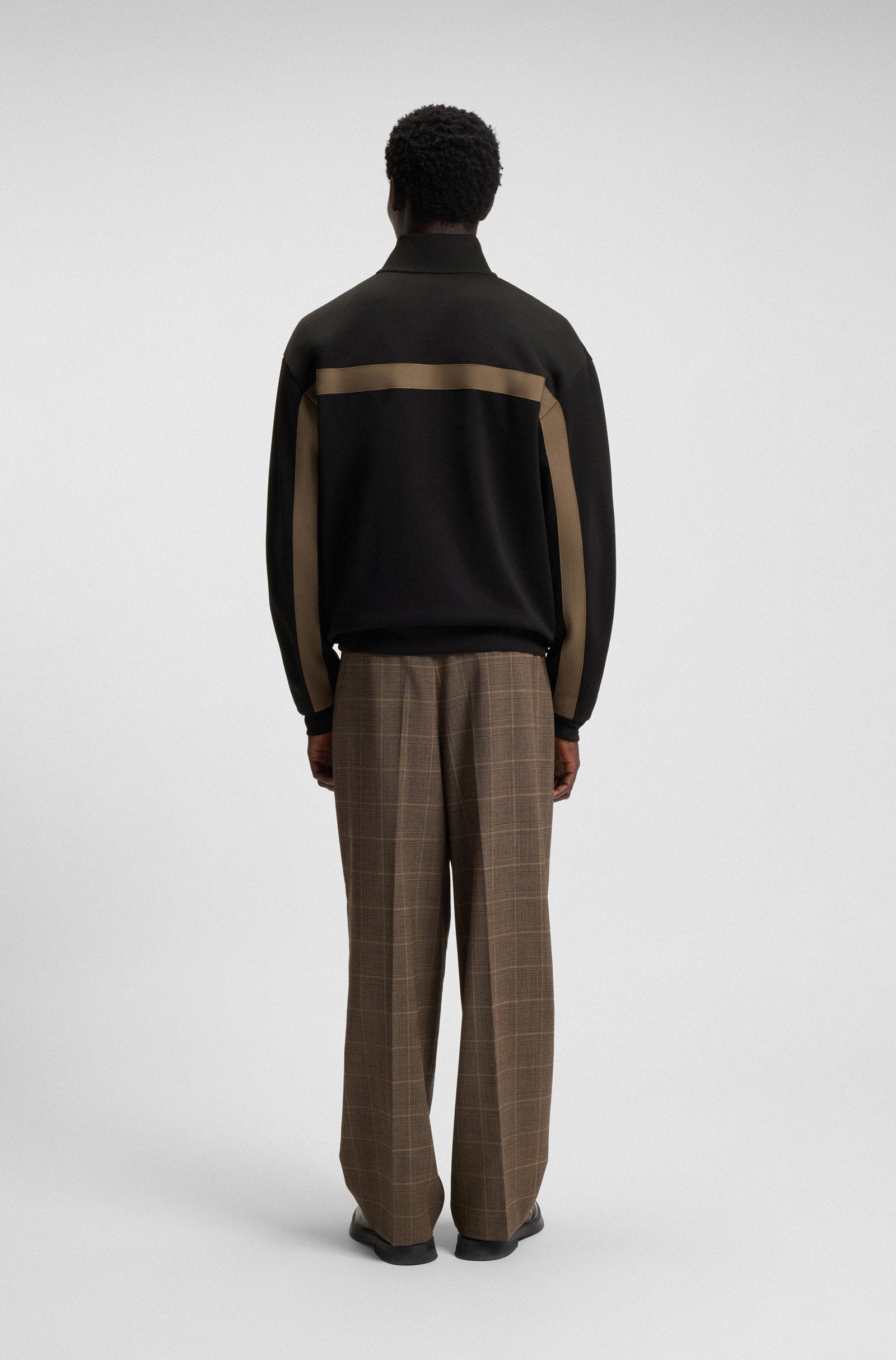 HUGODartiSweatshirt001Black__4