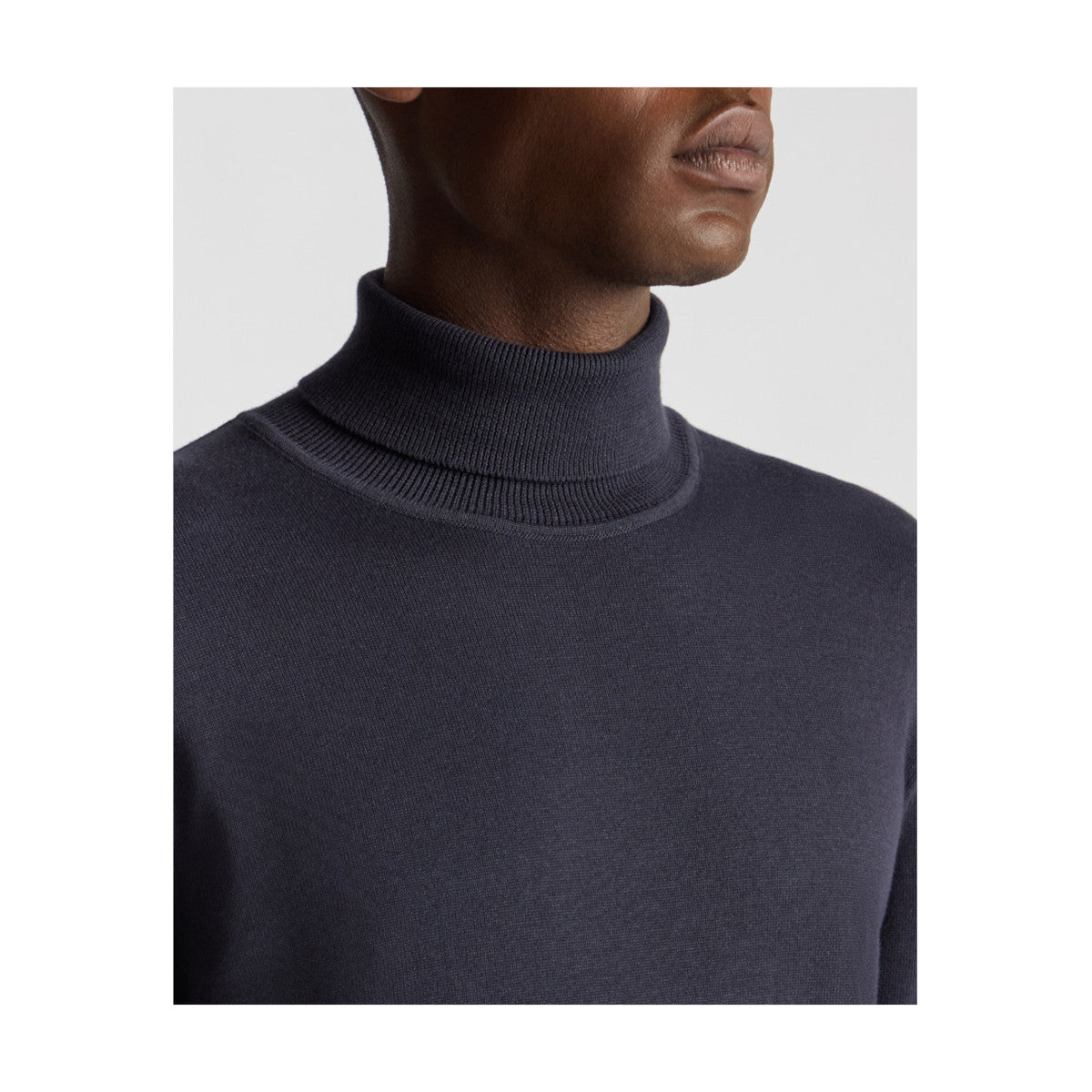 Remus Uomo Fine Gauge Roll Neck 29 Navy